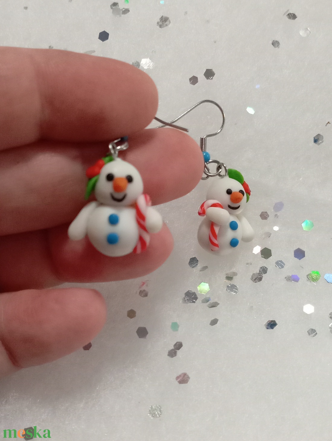 Pici Cuki Hóemberke cukorpálcával fülbevaló   - ékszer - fülbevaló - lógó fülbevaló - Meska.hu