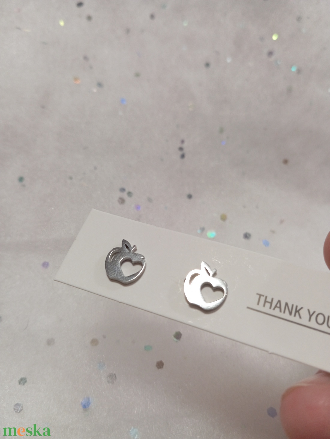 Az alma  bedugós fülbevaló   - ékszer - fülbevaló - pötty fülbevaló - Meska.hu