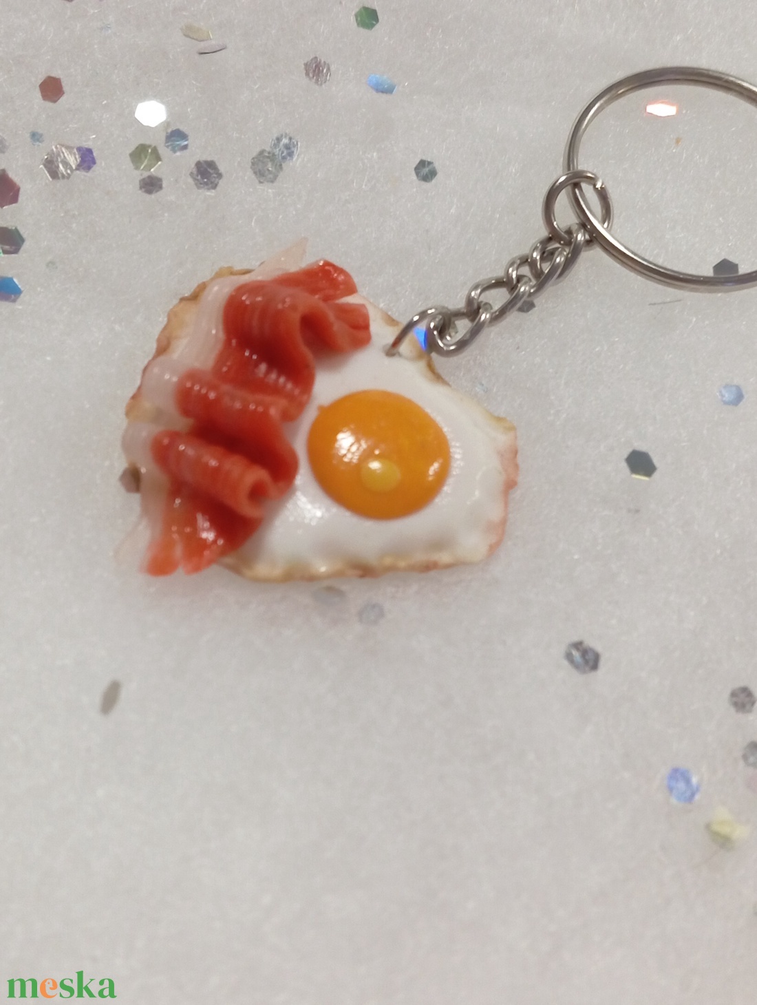 Tükörtojás baconnal kulcstartó  - táska & tok - kulcstartó & táskadísz - kulcstartó - Meska.hu
