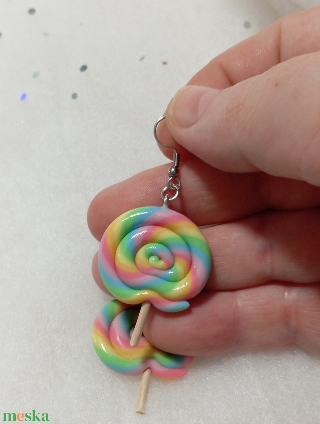 Szivárvány nyalóka fülbevaló  - ékszer - fülbevaló - lógó fülbevaló - Meska.hu