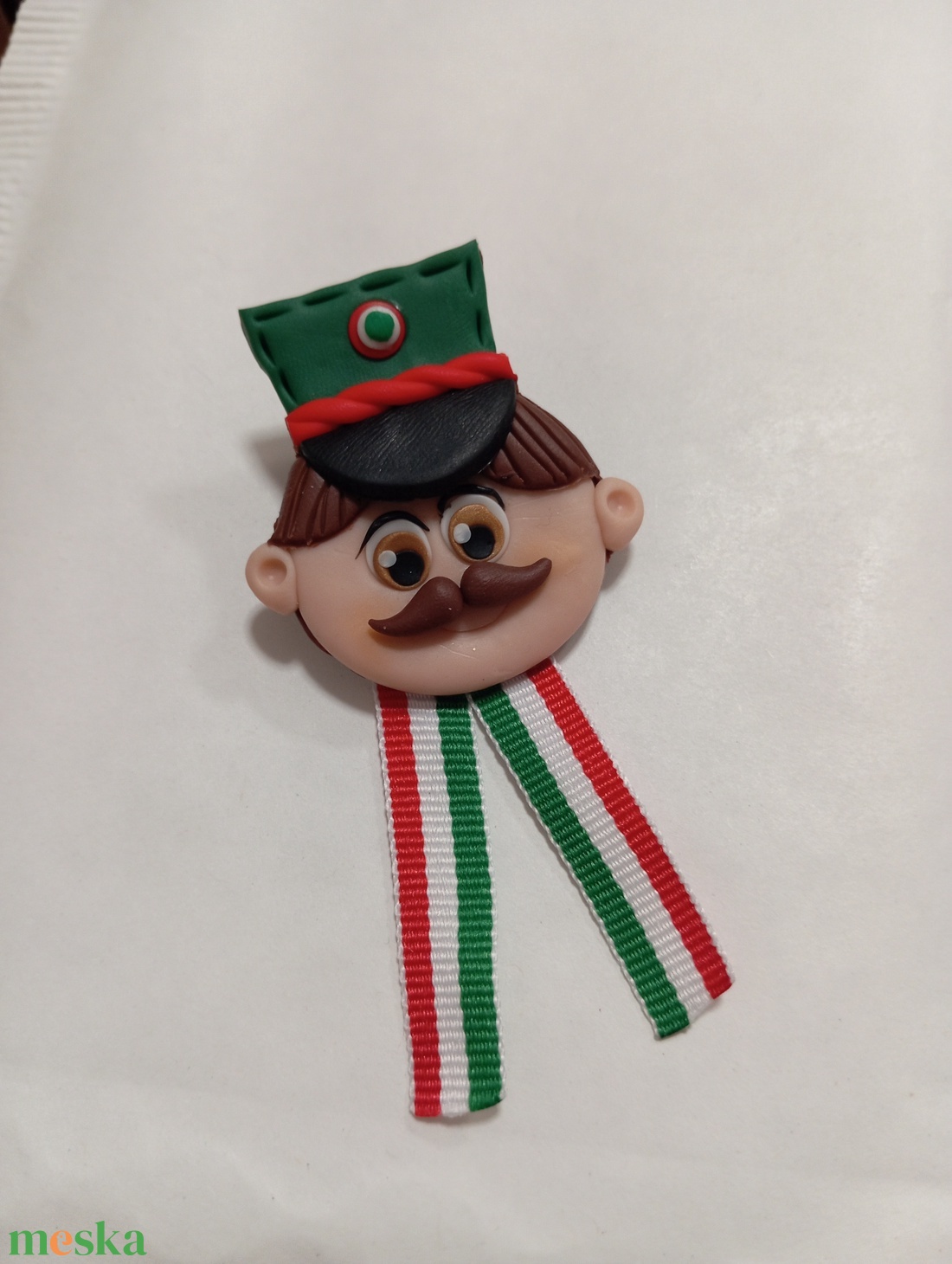 Magyar Huszár trikolor kitűző - ékszer - kitűző és bross - Meska.hu