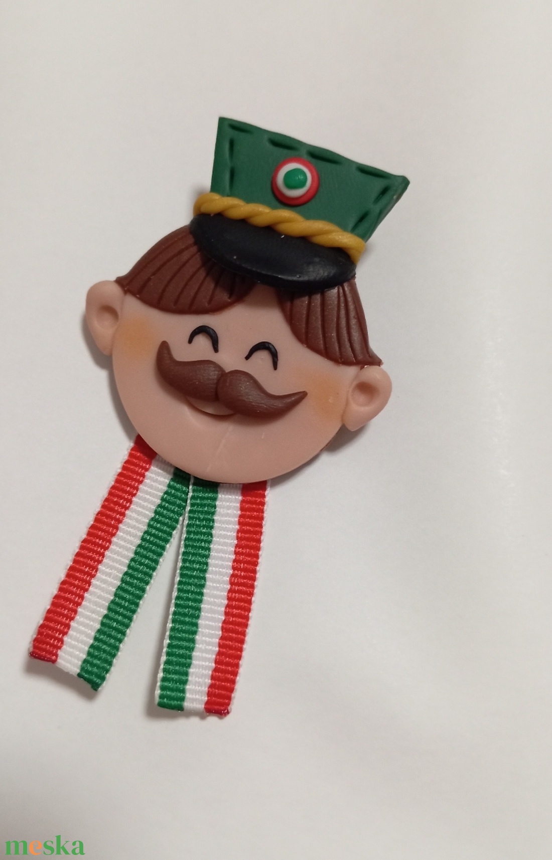 Magyar Huszár trikolor kitűző - ékszer - kitűző és bross - Meska.hu