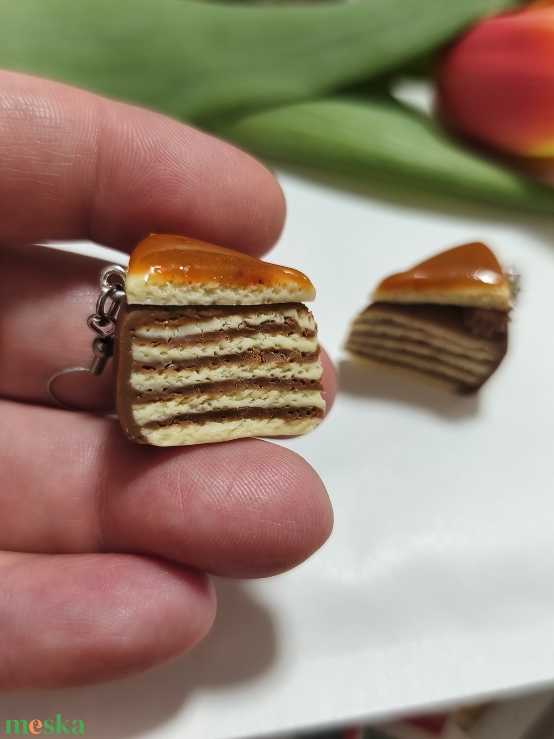 Dobos torta fülbevaló  - ékszer - fülbevaló - lógó fülbevaló - Meska.hu