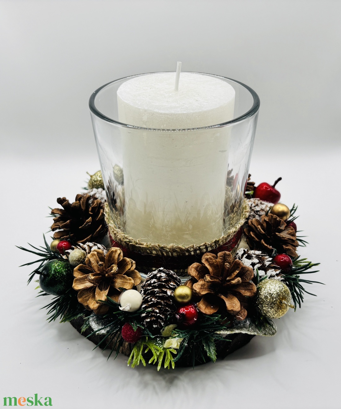 Karácsonyi asztaldísz erdei hangulattal - karácsony - karácsonyi lakásdekoráció - ünnepi asztaldekoráció - Meska.hu