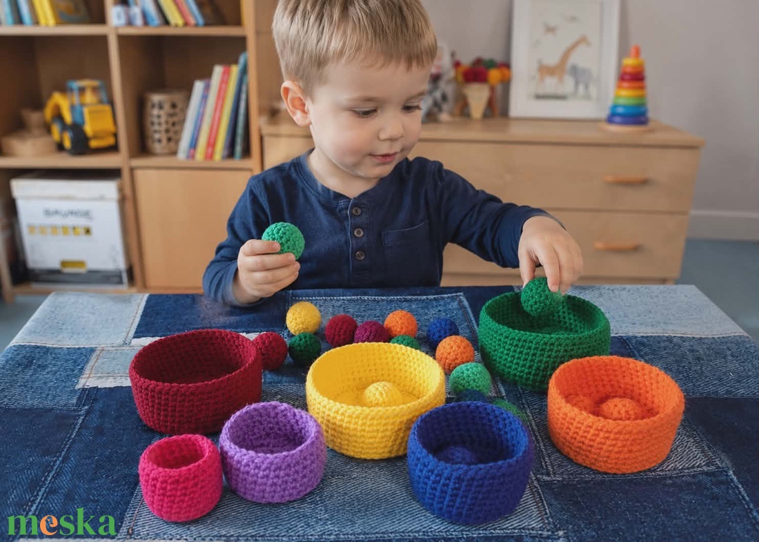 Horgolt Montessori színválogató kosaras játék - játék & sport - készségfejlesztő és logikai játék - szín és formaválogató játékok - Meska.hu