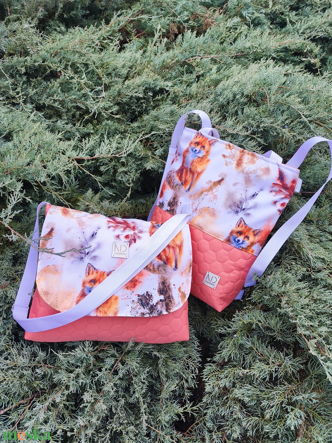 Közepes méretű oldaltáska  - táska & tok - kézitáska & válltáska - vállon átvethető táska - Meska.hu