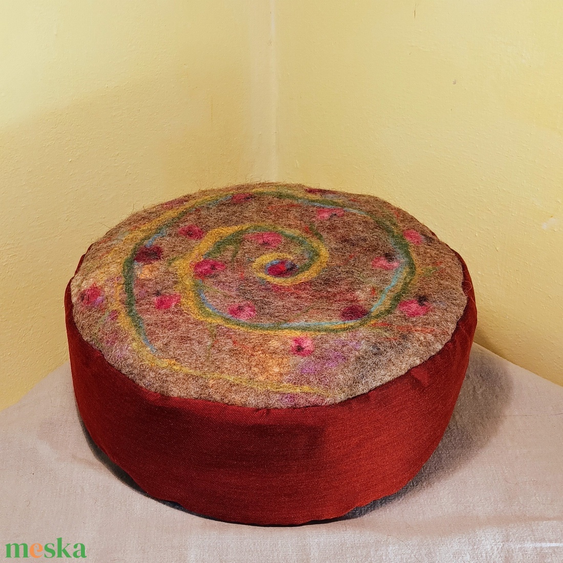 Meditációs ülőpárna, jógapárna nemez ülőlappal Turbolya - játék & sport - sport és kikapcsolódás - jóga, pilates, torna - jógapárna - Meska.hu