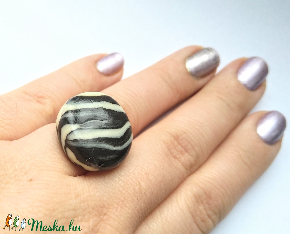 Zebra Gyűrű - ékszer - gyűrű - Meska.hu Zebra Gyűrű - ékszer - gyűrű - Meska.hu