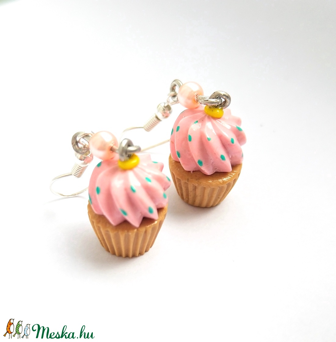 Epres áfonyás álom - muffin fülbevaló - rózsaszín, türkiz, kék - ékszer - fülbevaló - lógó fülbevaló - Meska.hu Epres áfonyás álom - muffin fülbevaló - rózsaszín, türkiz, kék - ékszer - fülbevaló - lógó fülbevaló - Meska.hu