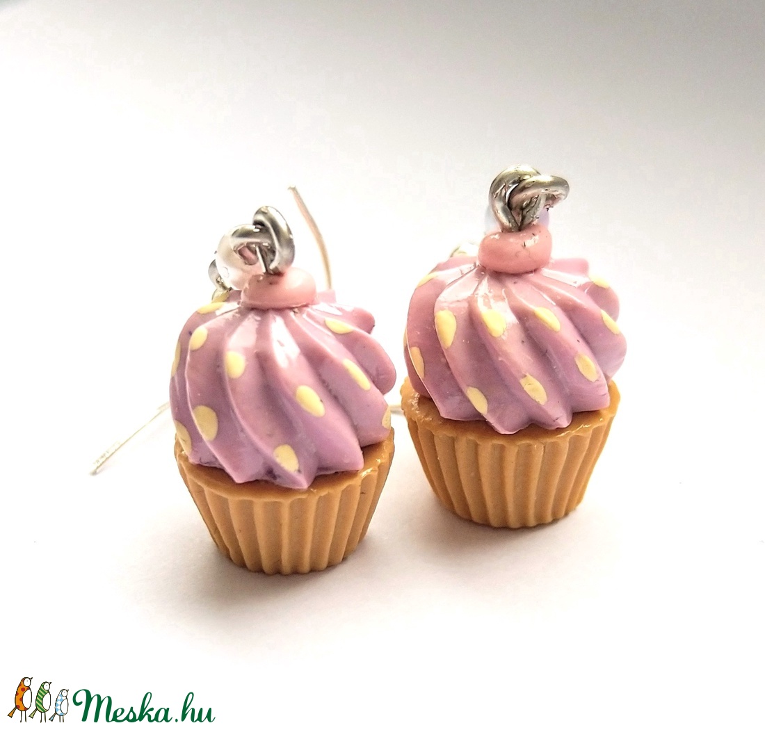 Málna fagyi - muffin fülbevaló - rózsaszín, lila, sárga - ékszer - fülbevaló - lógó fülbevaló - Meska.hu Málna fagyi - muffin fülbevaló - rózsaszín, lila, sárga - ékszer - fülbevaló - lógó fülbevaló - Meska.hu