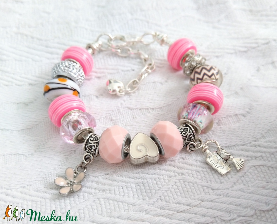Csajos rózsaszín vidámság - Pandora stílusú charm karkötő - ékszer - karkötő - charm karkötő - Meska.hu Csajos rózsaszín vidámság - Pandora stílusú charm karkötő - ékszer - karkötő - charm karkötő - Meska.hu