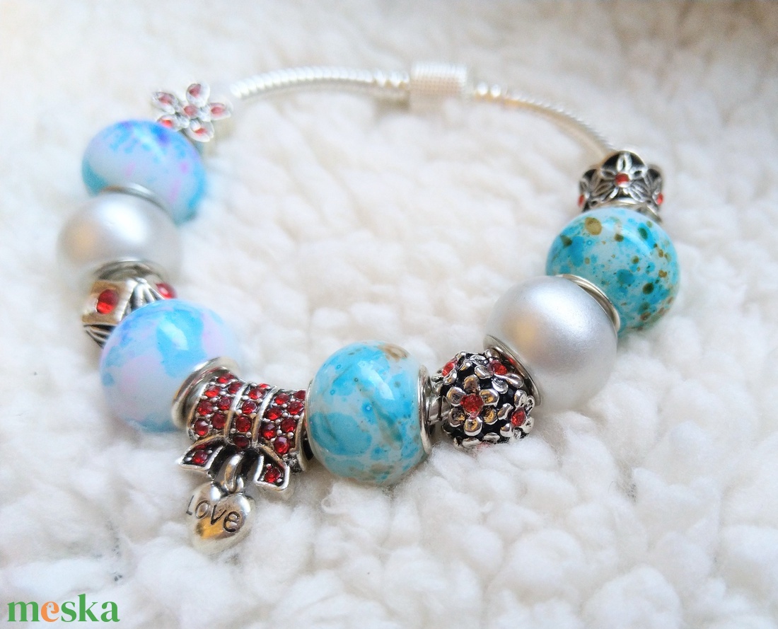 Piros és kék- Vidám színpompás Pandora stílusú charm karkötő - ékszer - karkötő - charm karkötő - Meska.hu Piros és kék- Vidám színpompás Pandora stílusú charm karkötő - ékszer - karkötő - charm karkötő - Meska.hu