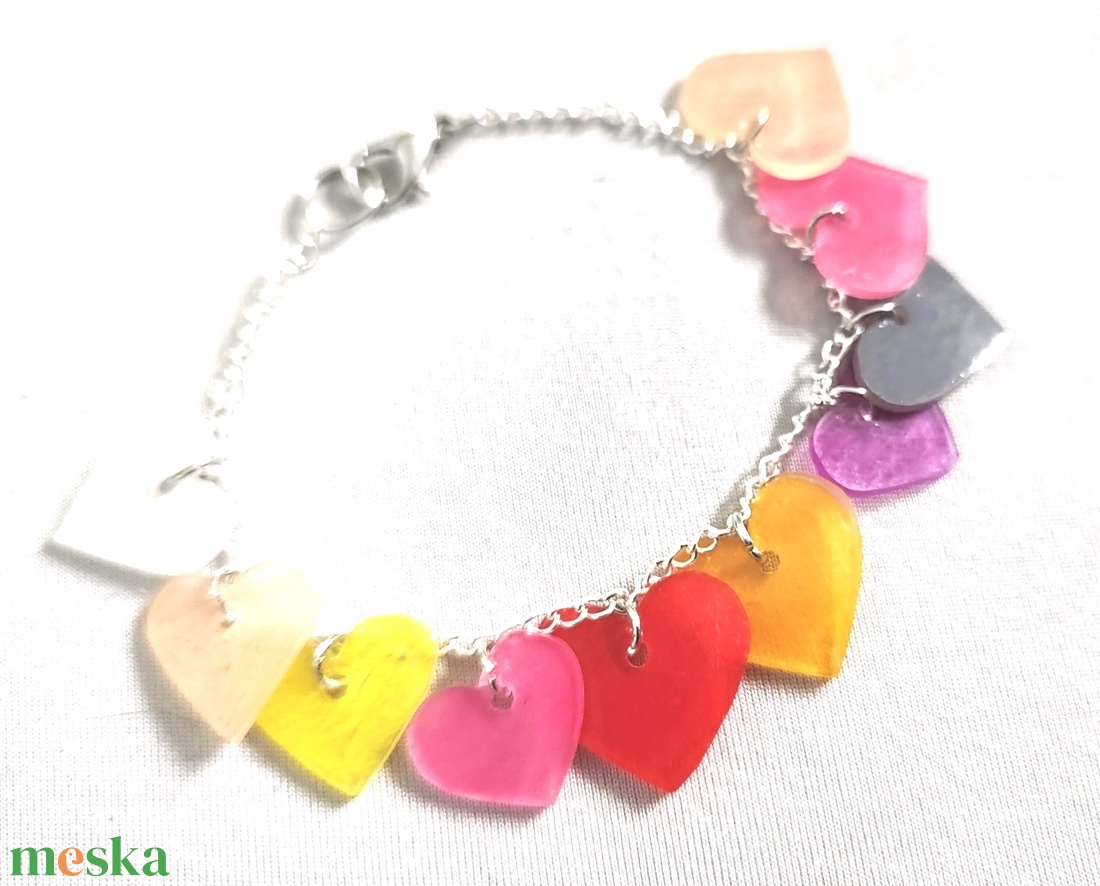 Szívecskés charm karkötő - szív, szivecskés - ékszer - karkötő - charm karkötő - Meska.hu