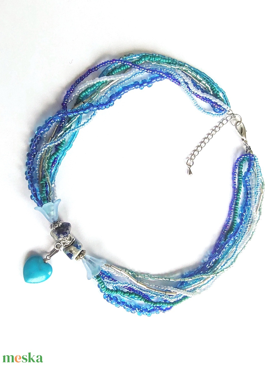 8 soros kék és ezüst gyöngy nyaklánc - türkiz szív medállal a közepén  - ékszer - nyaklánc - gyöngyös nyaklánc - Meska.hu
