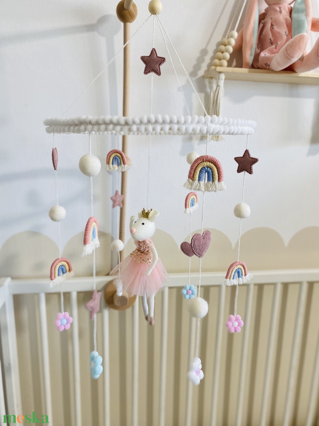 Pastell Dream Baba kiságyforgó balerina egérkével - Balerinás babaforgó makramé szivárványokkal, pasztell kiságyforgó  - otthon & életmód - babaszoba, gyerekszoba - babaszoba dekoráció - Meska.hu