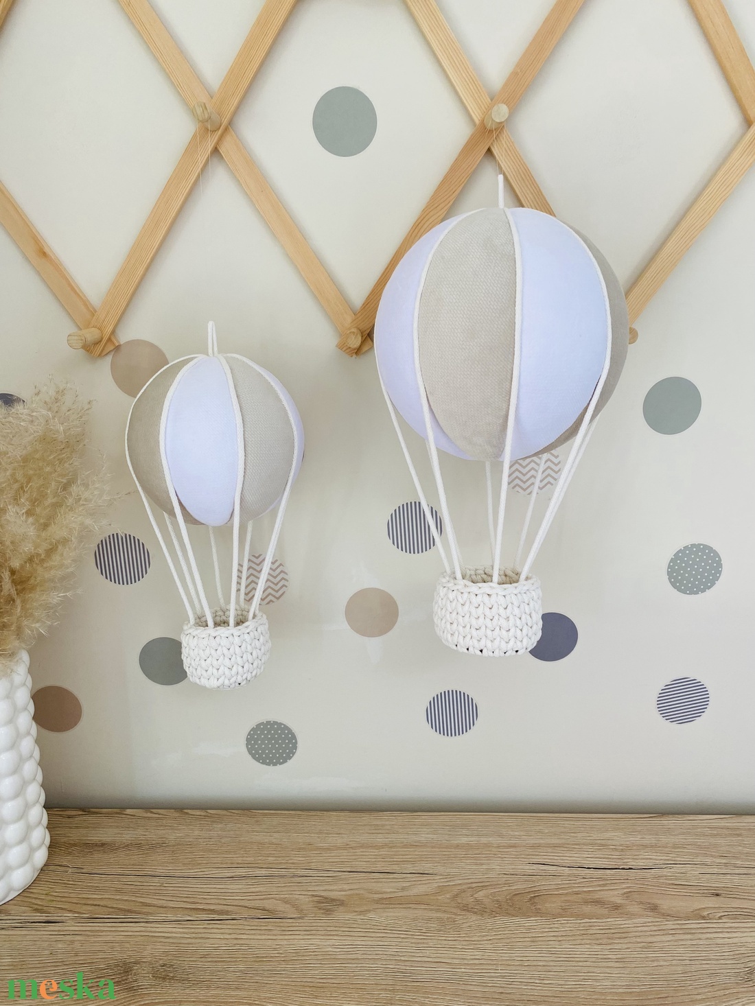 Hőlégballon szett babaszoba dekoráció - bézs színű nagy-közepes hőlégballon szett - otthon & életmód - babaszoba, gyerekszoba - babaszoba dekoráció - Meska.hu Hőlégballon szett babaszoba dekoráció - bézs színű nagy-közepes hőlégballon szett - otthon & életmód - babaszoba, gyerekszoba - babaszoba dekoráció - Meska.hu