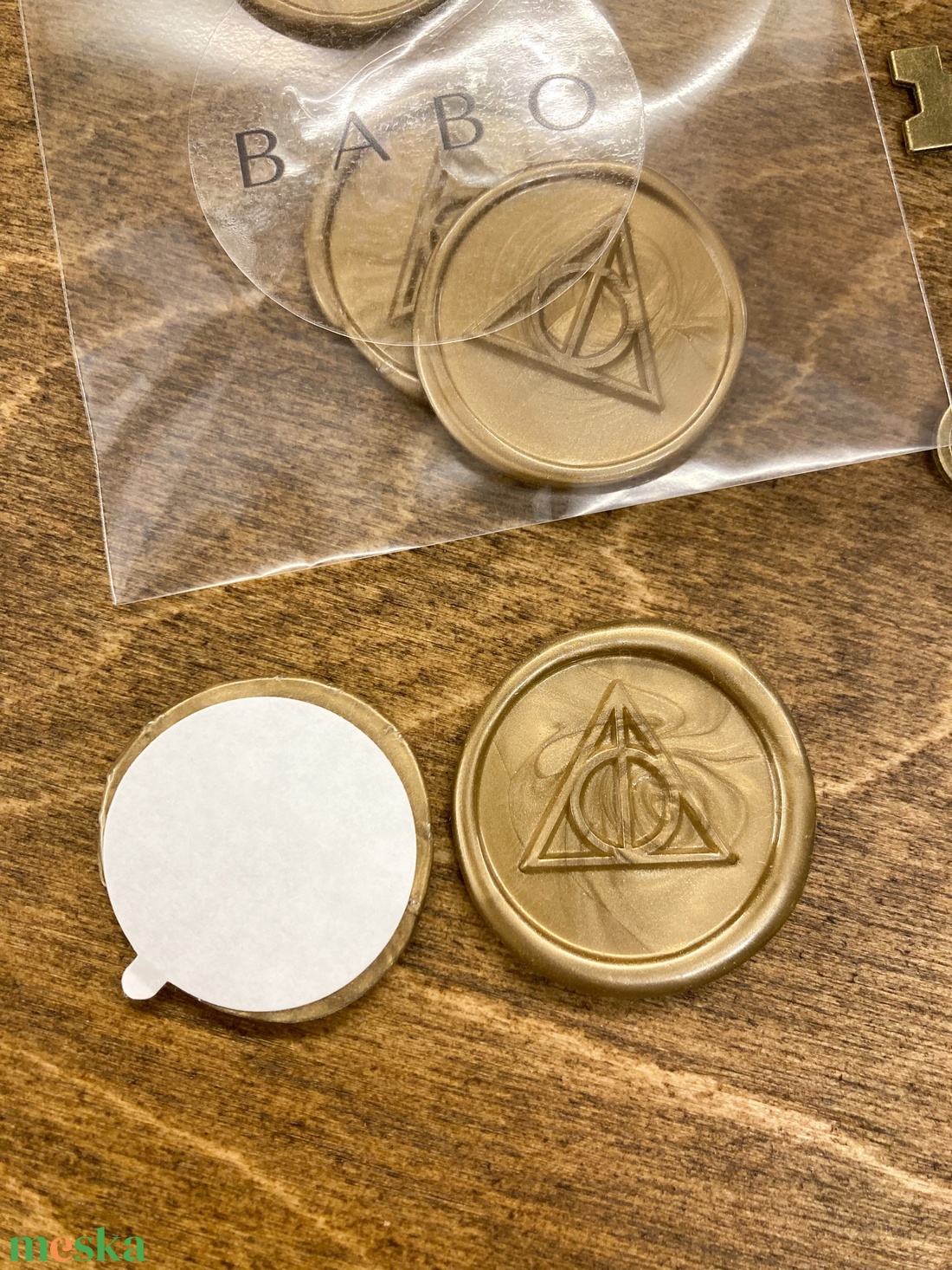 Harry Potter tematikus viaszpecsét - esküvő - meghívó & kártya - esküvői pecsét, bélyegző - esküvői viasz pecsét - Meska.hu