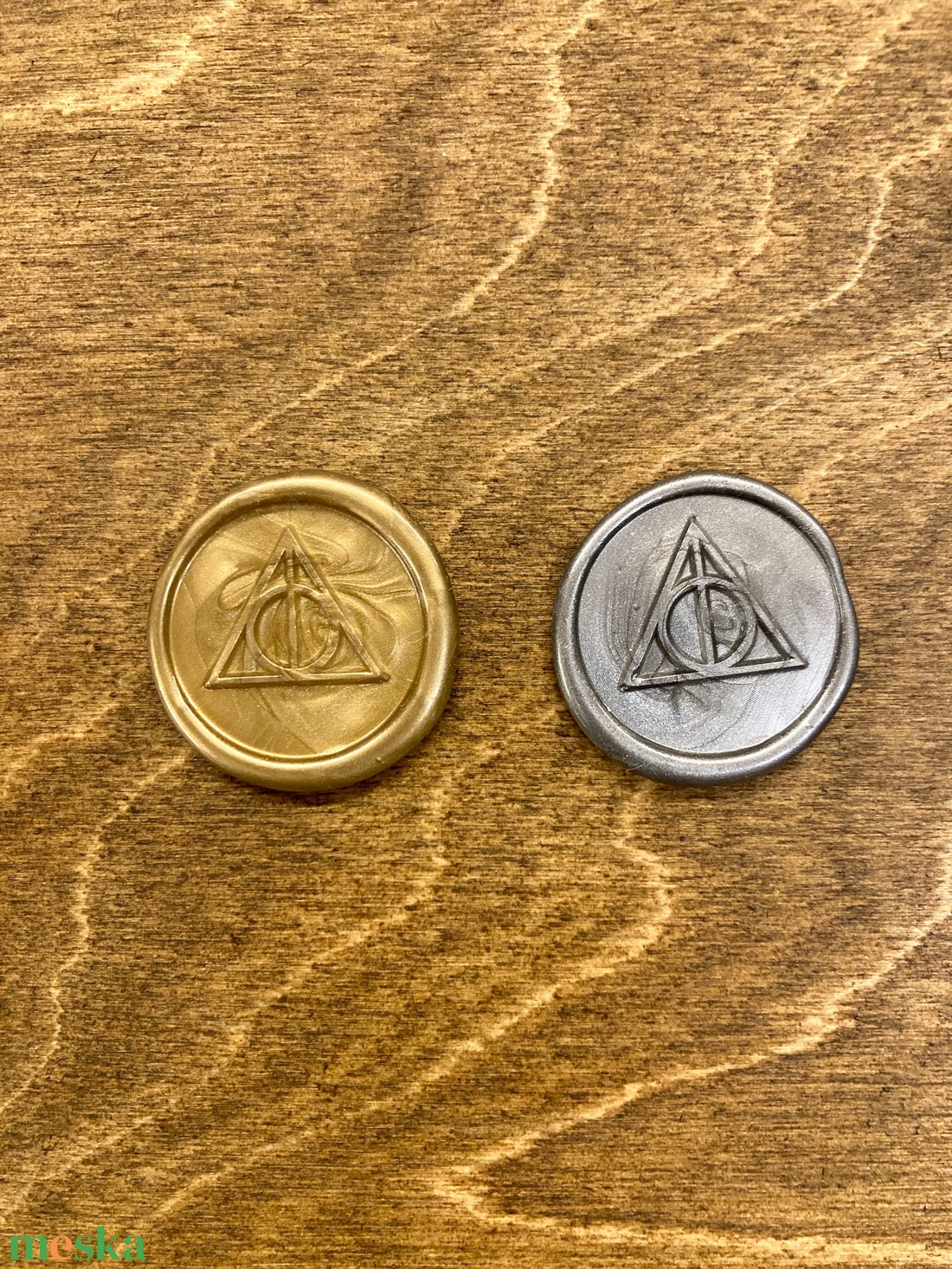 Harry Potter tematikus viaszpecsét - esküvő - meghívó & kártya - esküvői pecsét, bélyegző - esküvői viasz pecsét - Meska.hu