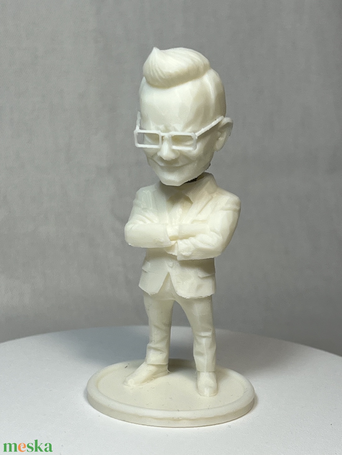 Bólogatós Szijjártó figura, öntapadó talppal (Fehér) - otthon & életmód - dekoráció - dísztárgy - Meska.hu