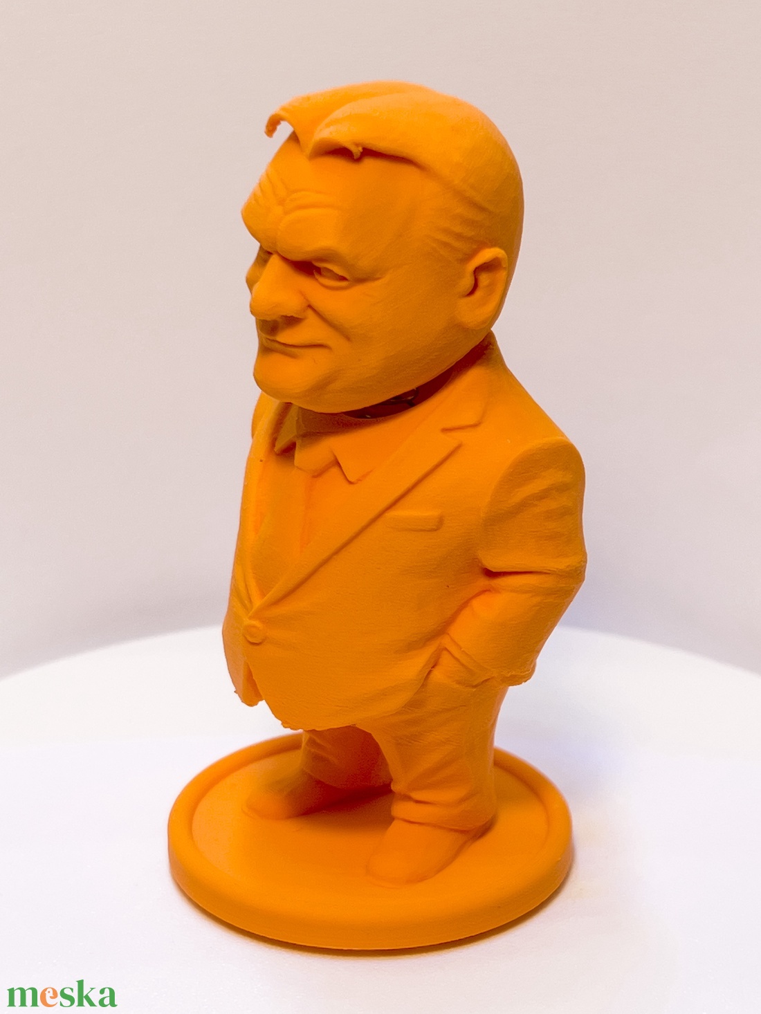 Bólogatós Orbán figura, öntapadó talppal - otthon & életmód - dekoráció - dísztárgy - Meska.hu