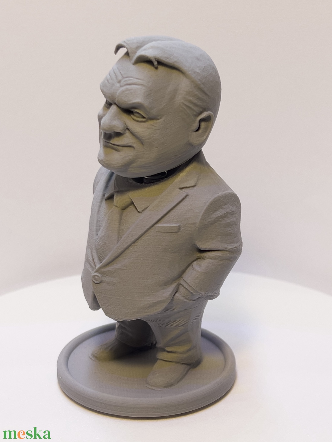 Bólogatós Orbán figura, öntapadó talppal - otthon & életmód - dekoráció - dísztárgy - Meska.hu
