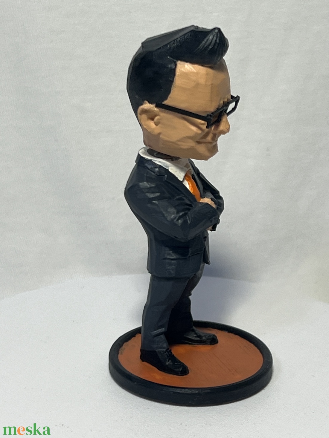 Bólogatós Szíjjártó figura, öntapadó talppal - otthon & életmód - dekoráció - dísztárgy - Meska.hu