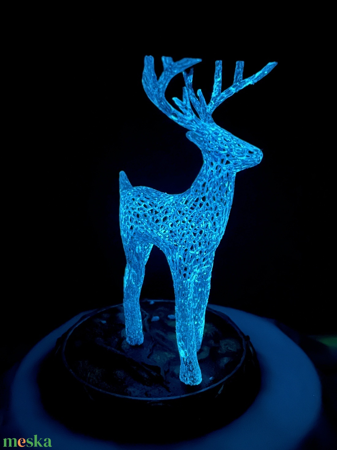 Harry Potter patrónus fluoreszkáló szarvas sötétben fluoreszkáló  - otthon & életmód - dekoráció - dekoratív figurák és szobrok - Meska.hu
