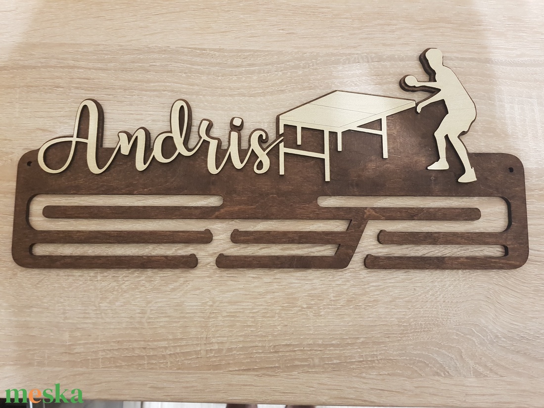 Éremtartó - otthon & életmód - dekoráció - fali és függő dekoráció - éremtartó - Meska.hu