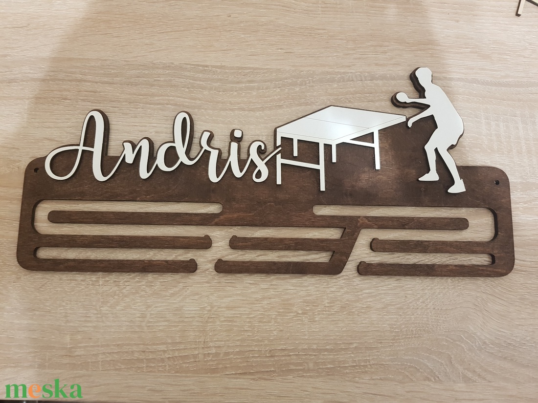 Éremtartó - otthon & életmód - dekoráció - fali és függő dekoráció - éremtartó - Meska.hu