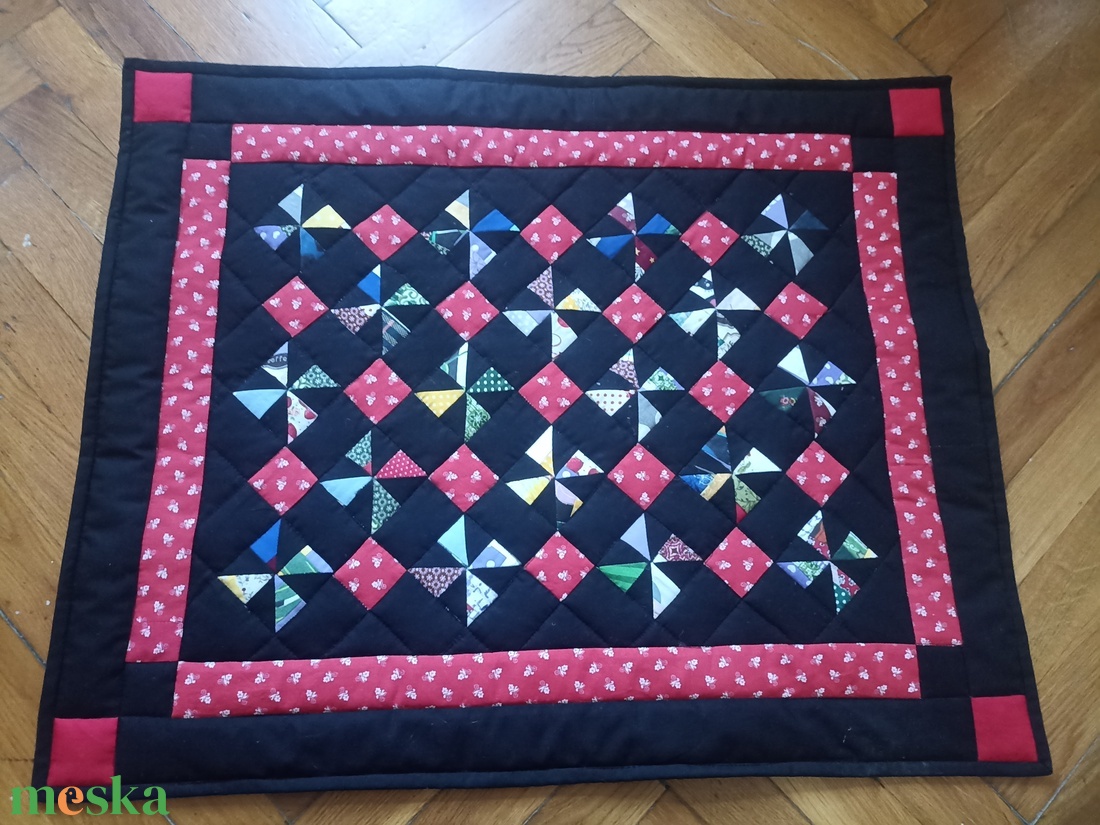 Patchwork kisszőnyeg - otthon & életmód - lakástextil - szőnyeg - más típusú szőnyeg - Meska.hu Patchwork kisszőnyeg - otthon & életmód - lakástextil - szőnyeg - más típusú szőnyeg - Meska.hu