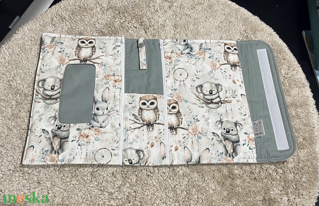 Pelenkázó neszeszer, kiskönyv borítóv - táska & tok - pelenkatáska - pelenkatartó tok - Meska.hu