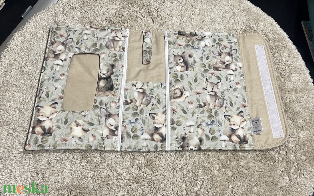 Pelenkázó neszeszer, kiskönyv borítóv - táska & tok - pelenkatáska - pelenkatartó tok - Meska.hu