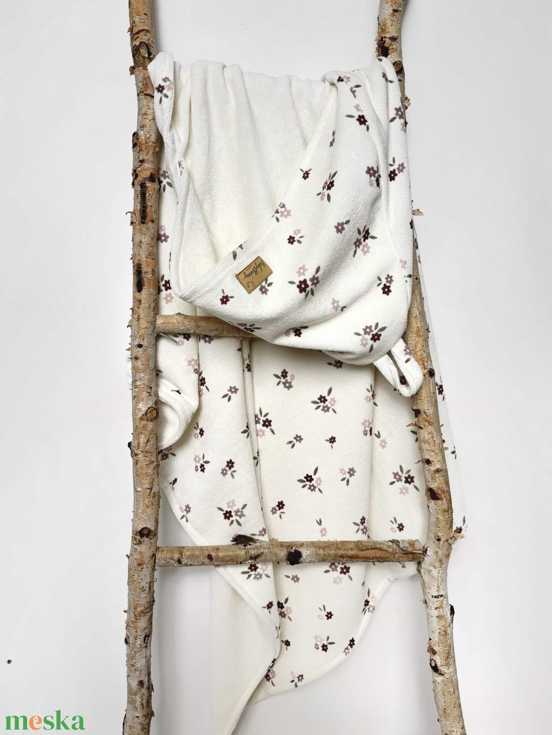 Baba kapucnis törölköző � virágos (frottír) - otthon & életmód - fürdőszoba - törölköző - Meska.hu