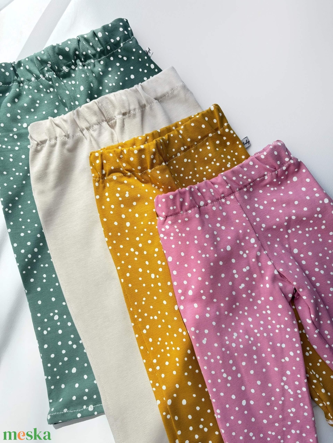 Baba leggings - mályva pöttyös - ruha & divat - babaruha & gyerekruha - nadrág - Meska.hu Baba leggings - mályva pöttyös - ruha & divat - babaruha & gyerekruha - nadrág - Meska.hu