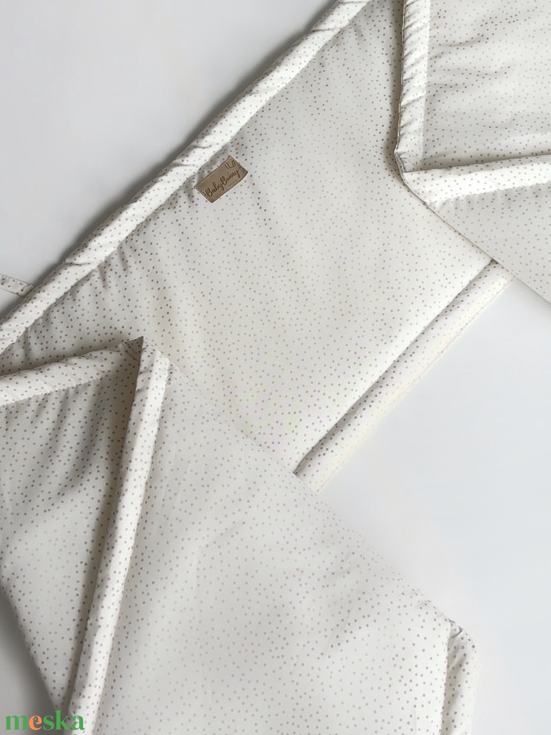 Rácsvédő � krém pöttyös - baba - mama - baba ágynemű - rácsvédő & baldachin - Meska.hu