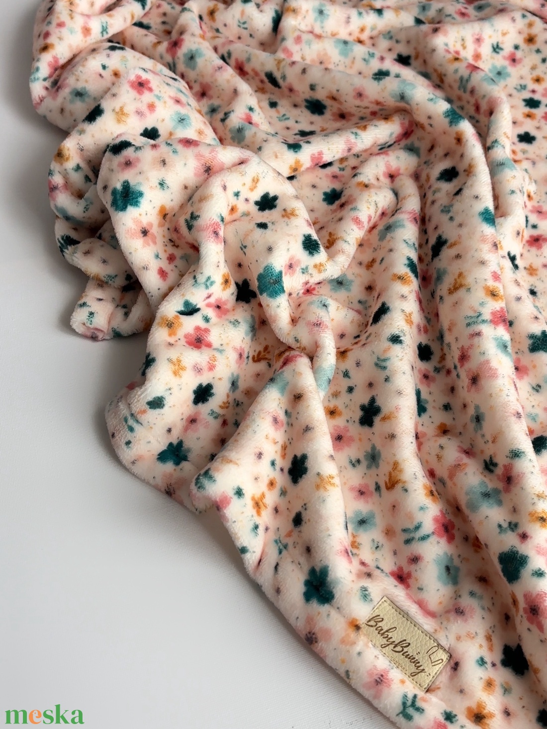 Puha plüss takaró - virágos - baba - mama - baba ágynemű - babatakaró, gyerek pléd - Meska.hu