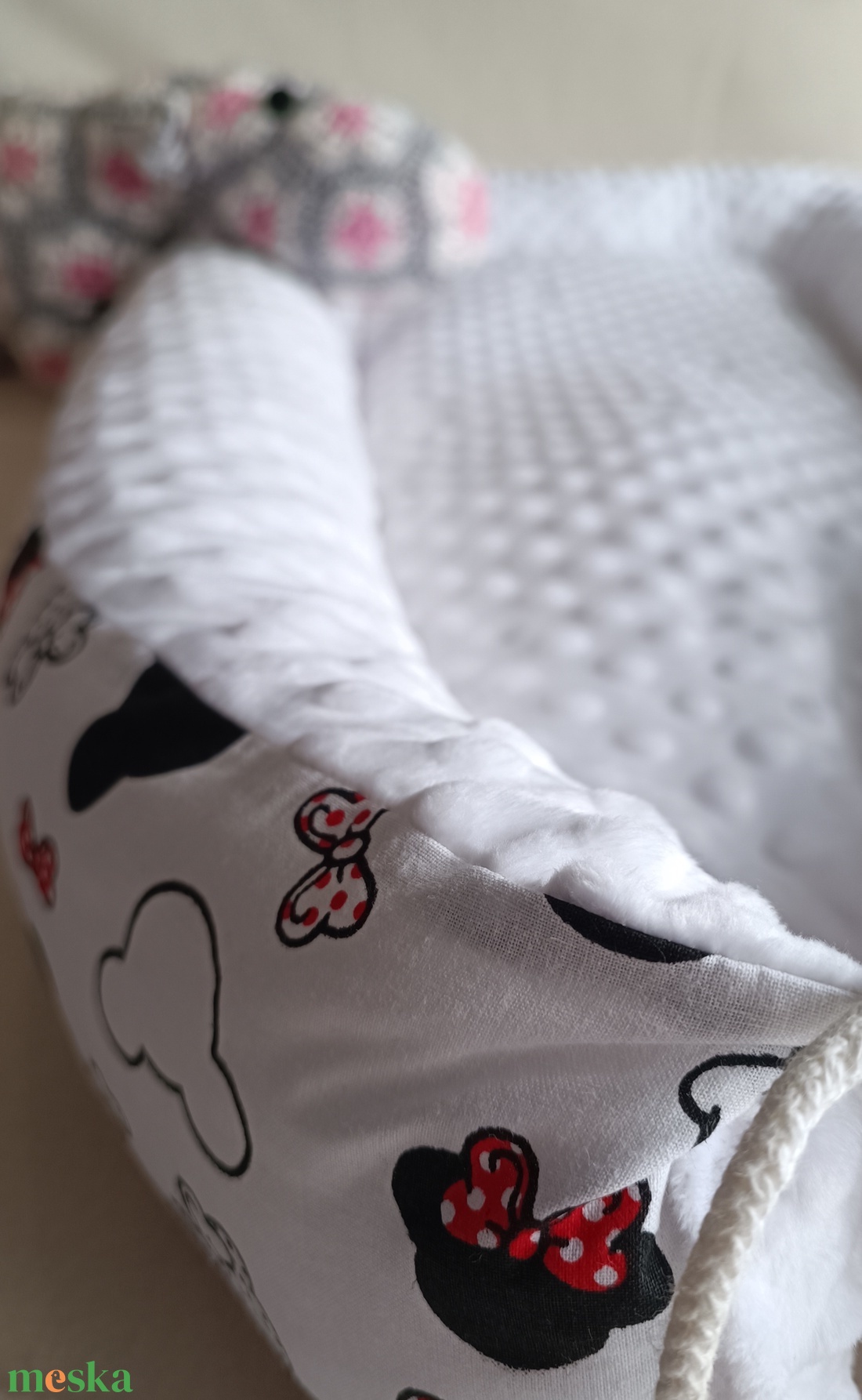 Piros Masnis Minnie Egér-Fehér Minky Babafészek - otthon & életmód - babaszoba, gyerekszoba - babafészek - Meska.hu Piros Masnis Minnie Egér-Fehér Minky Babafészek - otthon & életmód - babaszoba, gyerekszoba - babafészek - Meska.hu