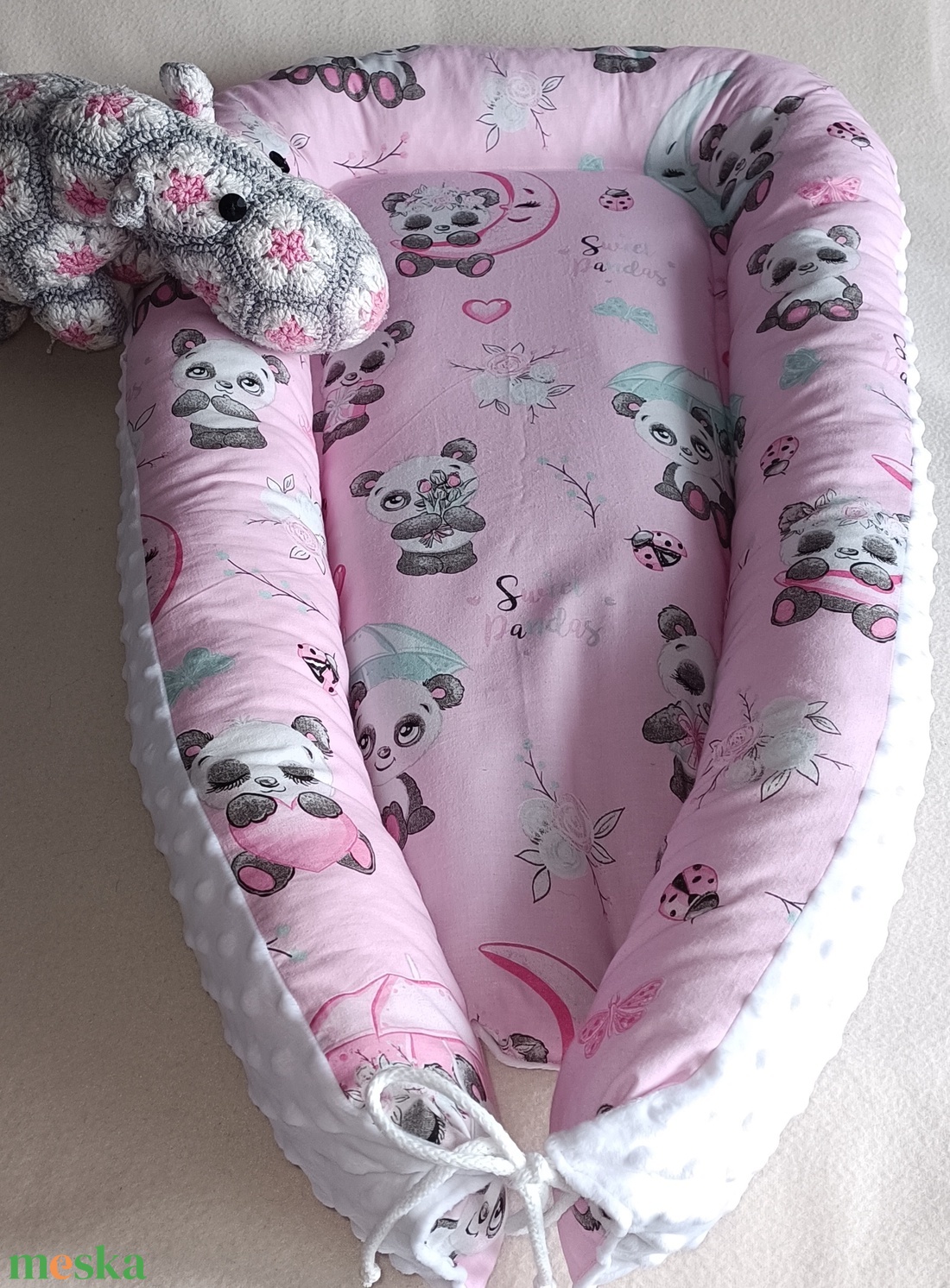Rózsaszín Pandák-Fehér Minky Babafészek - otthon & életmód - babaszoba, gyerekszoba - babafészek - Meska.hu Rózsaszín Pandák-Fehér Minky Babafészek - otthon & életmód - babaszoba, gyerekszoba - babafészek - Meska.hu