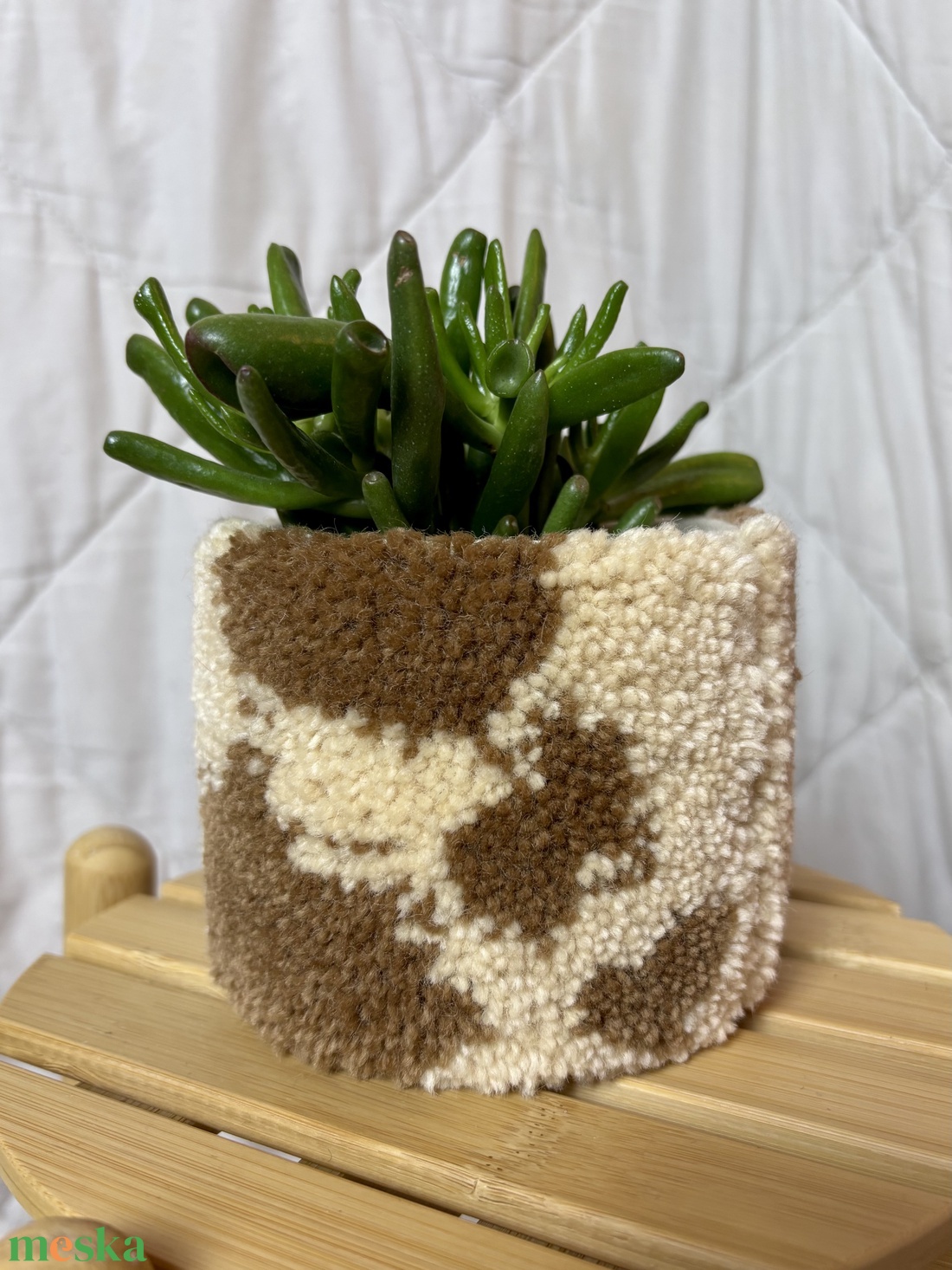 Tufted gyapjú kaspó takaró - otthon & életmód - virágdekoráció - virágtartó - kaspó - Meska.hu