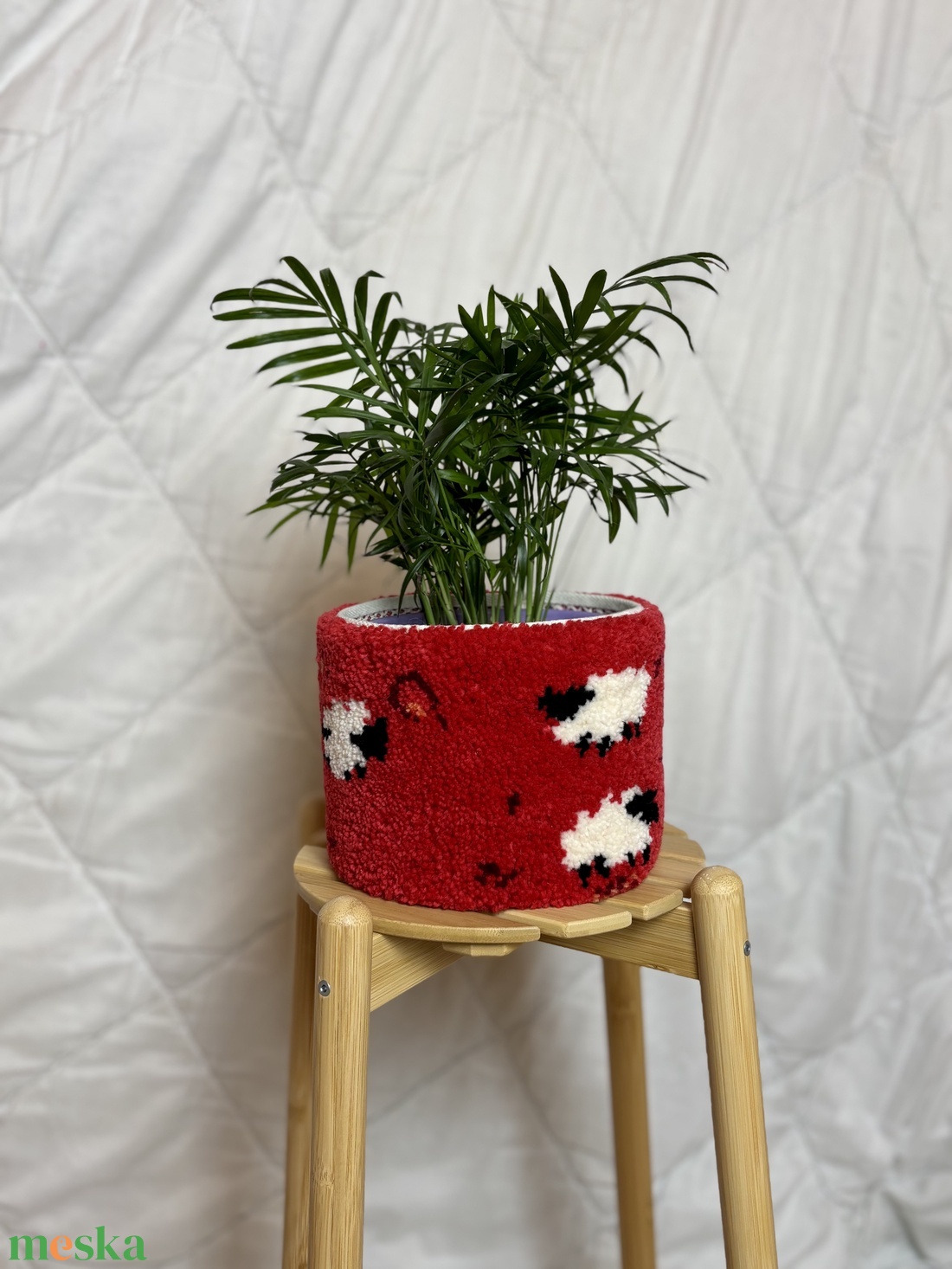 Tufted gyapjú kaspó takaró - otthon & életmód - virágdekoráció - virágtartó - kaspó - Meska.hu