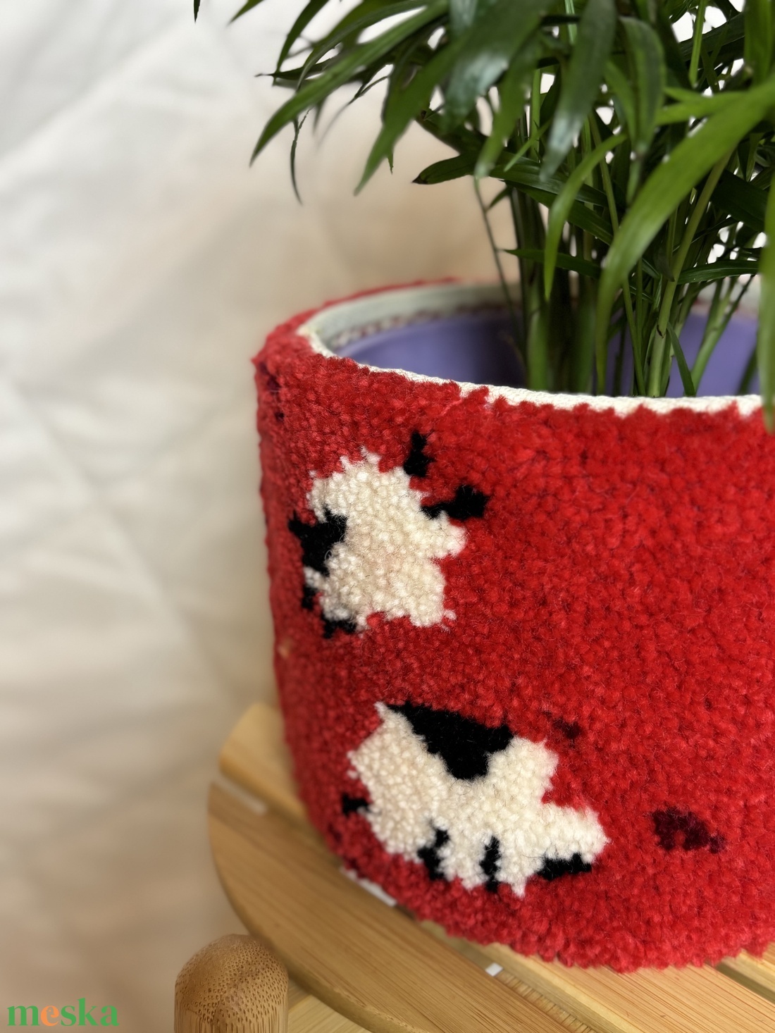 Tufted gyapjú kaspó takaró - otthon & életmód - virágdekoráció - virágtartó - kaspó - Meska.hu