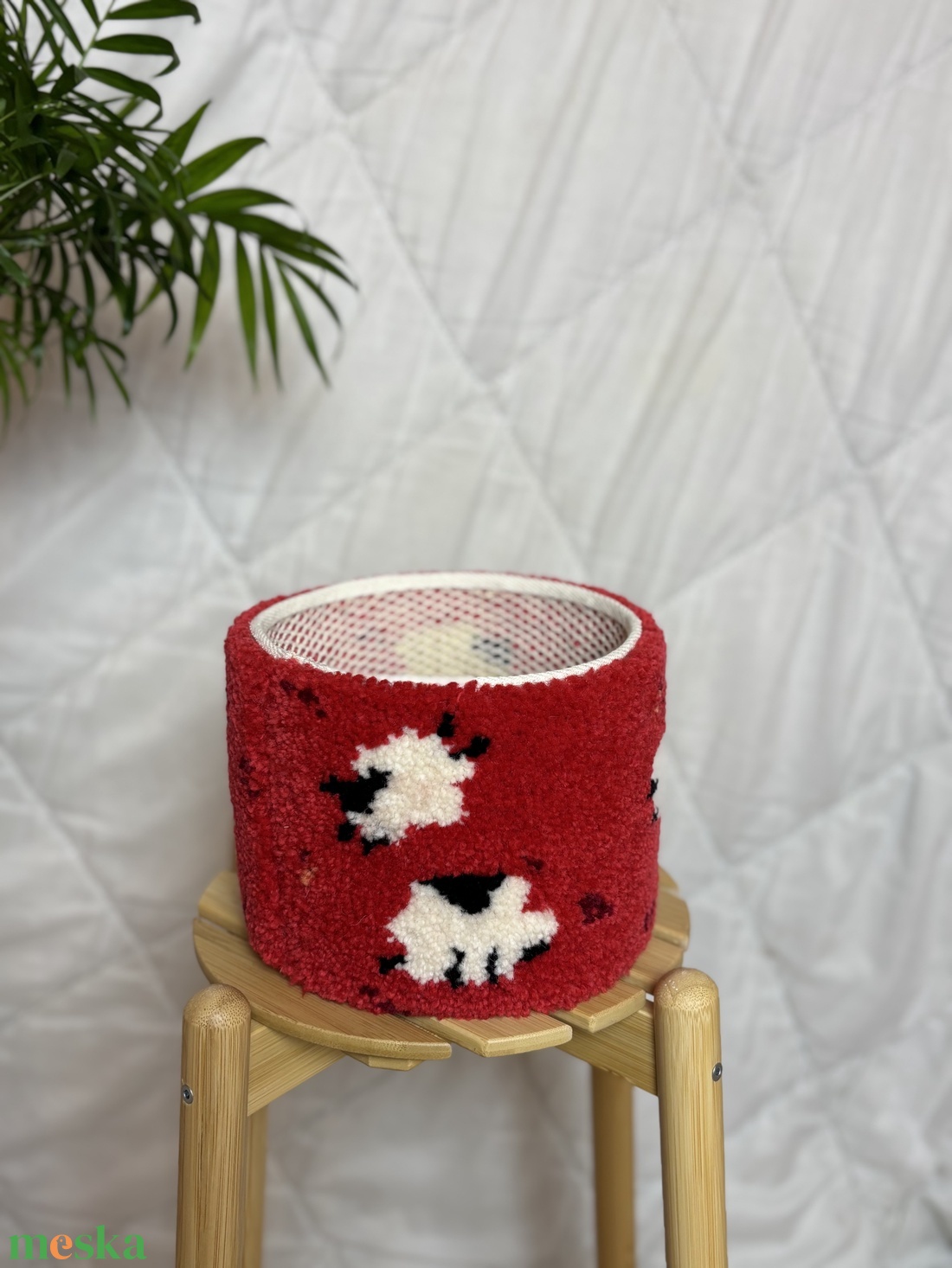 Tufted gyapjú kaspó takaró - otthon & életmód - virágdekoráció - virágtartó - kaspó - Meska.hu