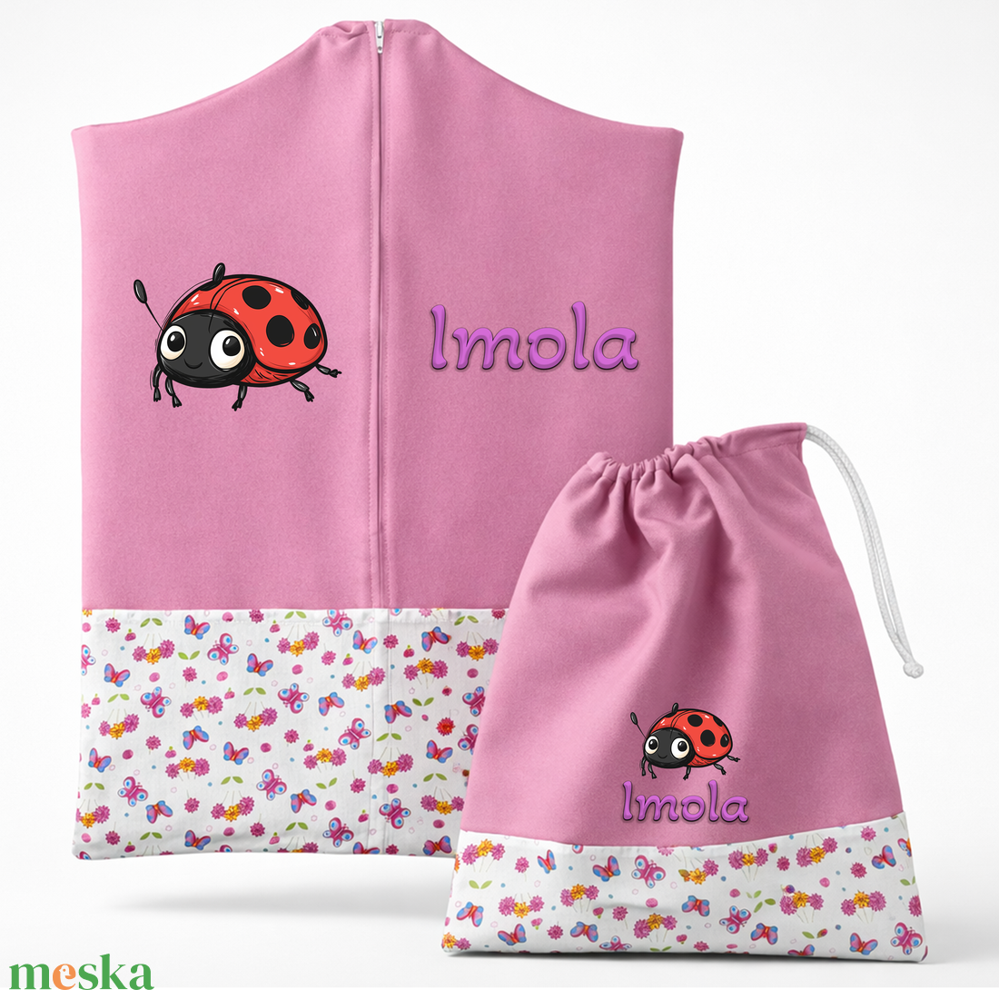 Ovis zsák + tornazsák szett névvel és jellel (rózsaszín + rózsaszín lepkés-virágos), ajándék szeretetküldővel - játék & sport - ovis felszerelés - ovis szett - Meska.hu