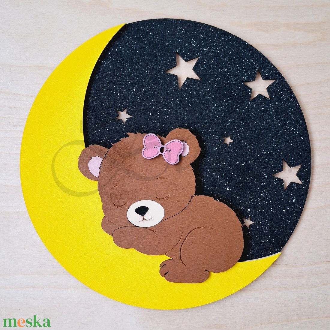 Maci a Holdon - baba - mama - babaszoba dekoráció - babaszoba kép - Meska.hu