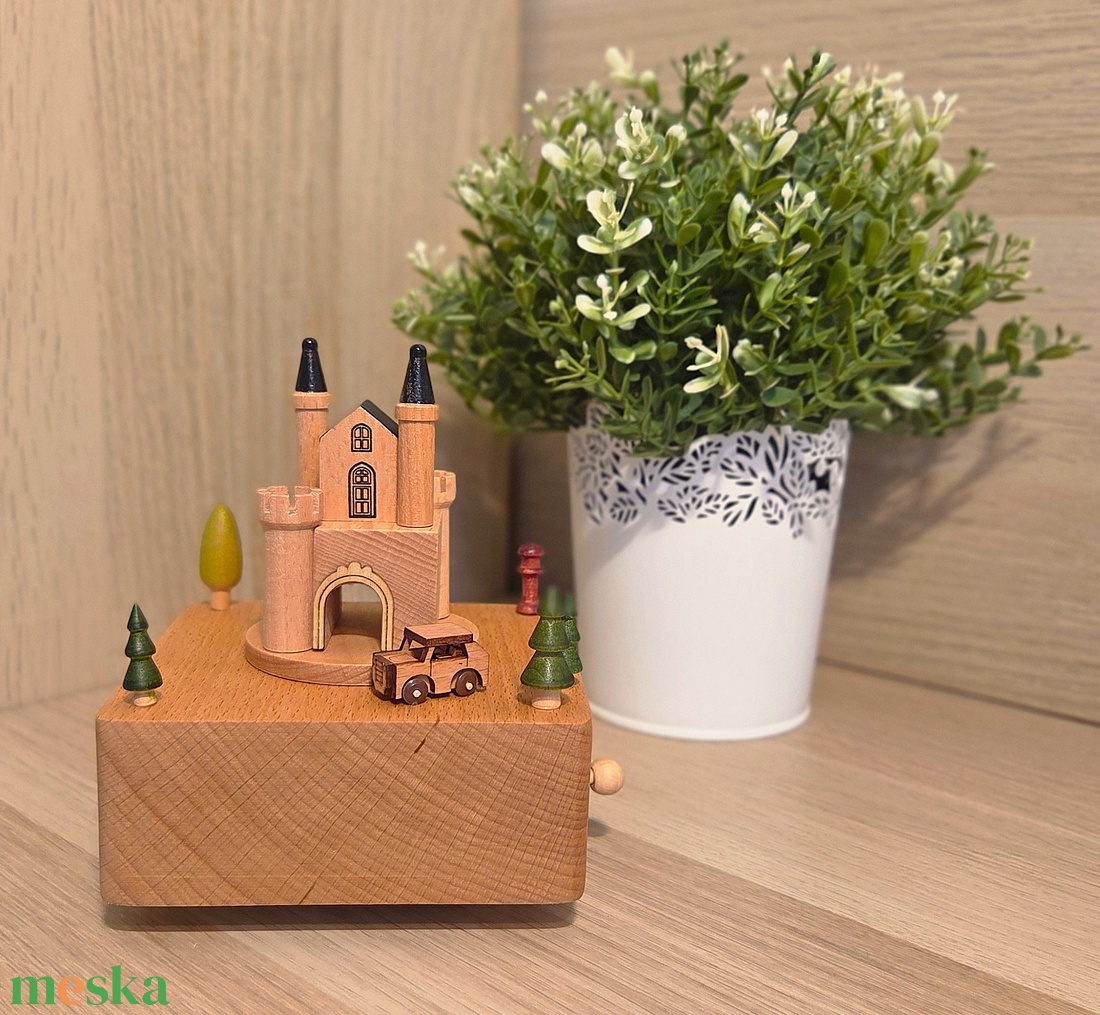 Vár - mozgó zenedoboz - otthon & életmód - dekoráció - asztal és polc dekoráció - zenedoboz - Meska.hu Vár - mozgó zenedoboz - otthon & életmód - dekoráció - asztal és polc dekoráció - zenedoboz - Meska.hu