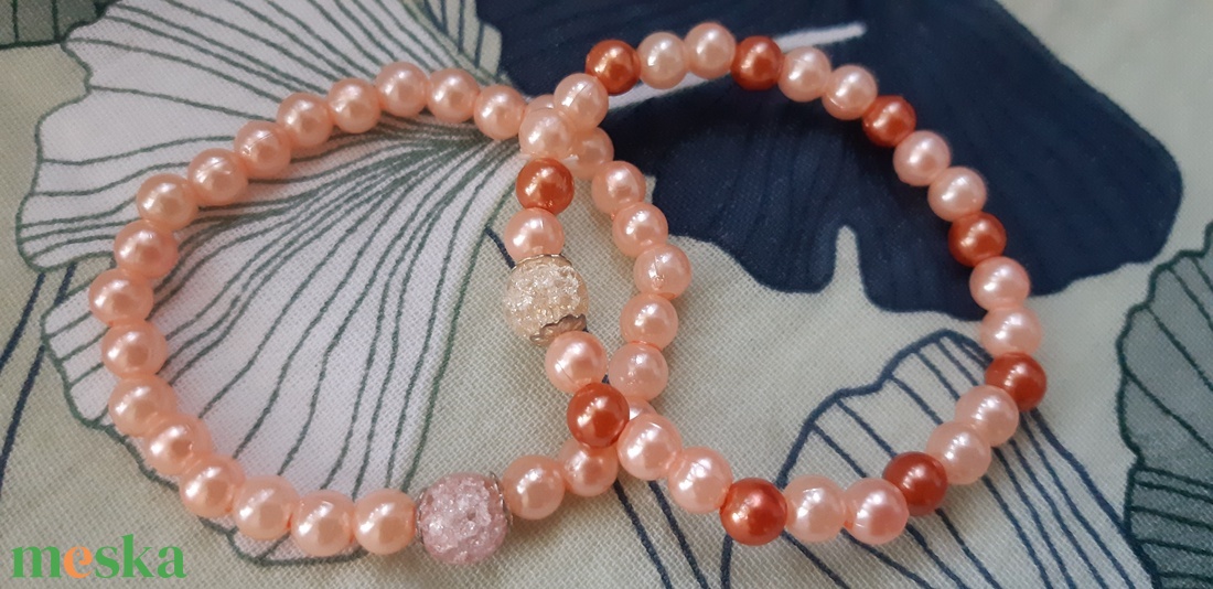 Kislány karkötő - ékszer - karkötő - gyöngyös karkötő - Meska.hu