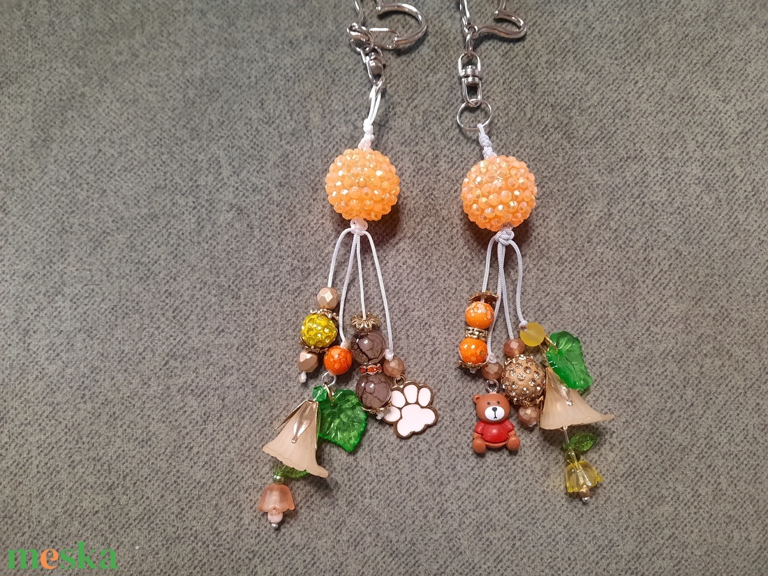 Bogyós kulcstartó  - táska & tok - kulcstartó & táskadísz - kulcstartó - Meska.hu