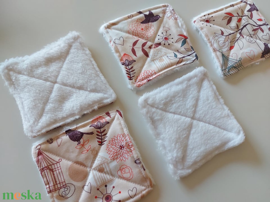 Mintás sminklemosó vagy arctisztító lapocskák - szépségápolás - arcápolás - arctisztító korong - Meska.hu Mintás sminklemosó vagy arctisztító lapocskák - szépségápolás - arcápolás - arctisztító korong - Meska.hu
