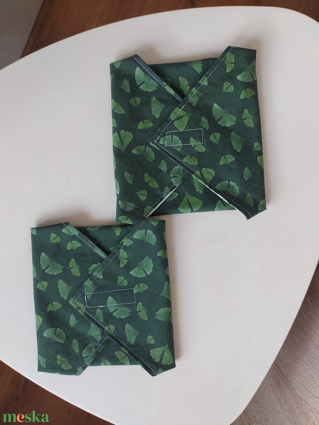 Zöld gingko mintás újraszalvéták - táska & tok - uzsonna- & ebéd tartó - szendvics csomagoló - Meska.hu Zöld gingko mintás újraszalvéták - táska & tok - uzsonna- & ebéd tartó - szendvics csomagoló - Meska.hu