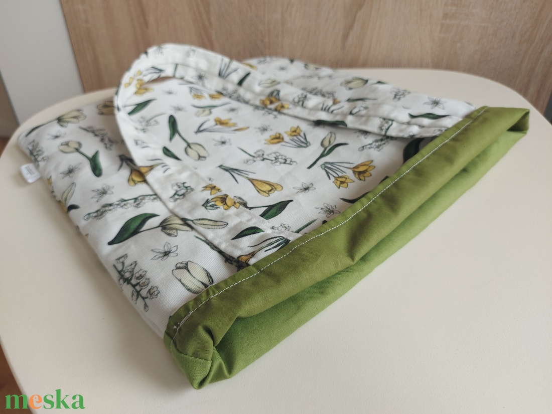 Egyedi virágmintás vastag vászonból készült bevásárló táska, zsebbel - zöld béléssel - táska & tok - bevásárlás & shopper táska - shopper, textiltáska, szatyor - Meska.hu